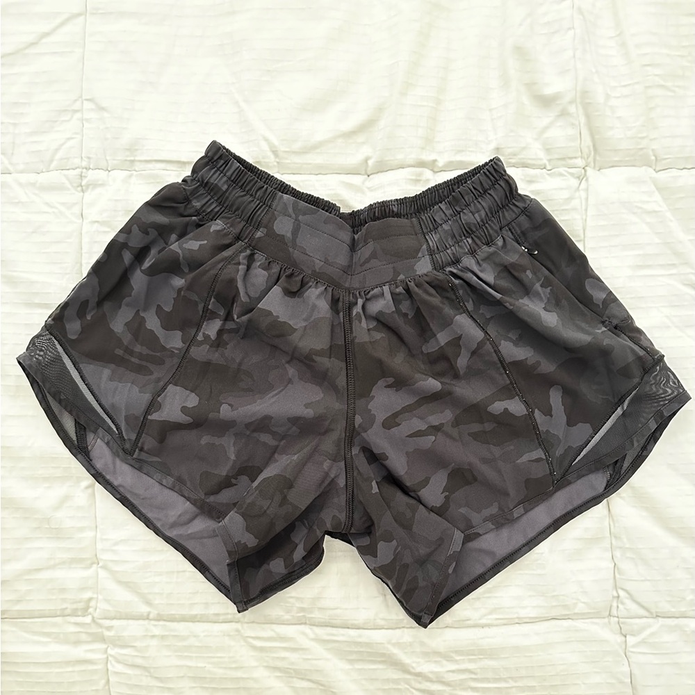 Lululemon Hotty High-Rise Lined Shorts